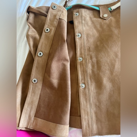 NWOT - Tara Jarmon Suede Mink Skirt - Picture 2 of 7
